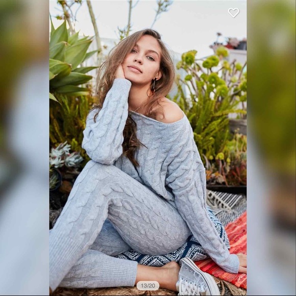 Layah Boat Neck Long Sleeve Knit Top - Picture 3 of 5